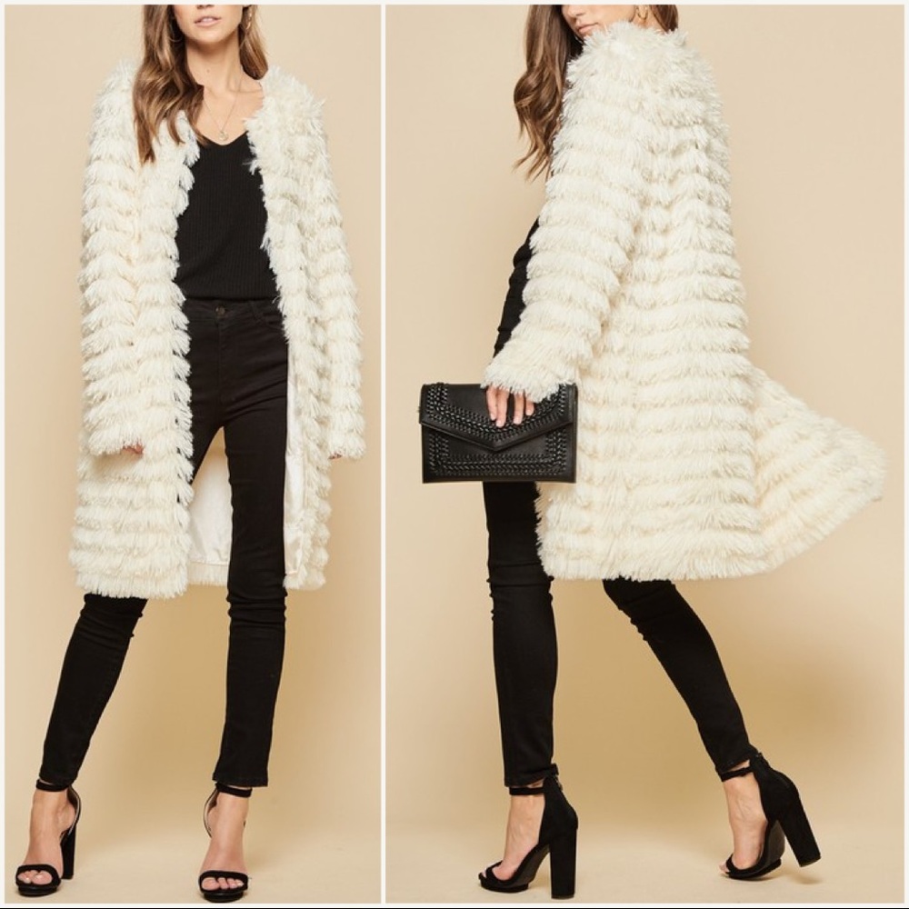 Store Closing - Last 2‼️ Ivory Faux Fur Jacket - Picture 5 of 8